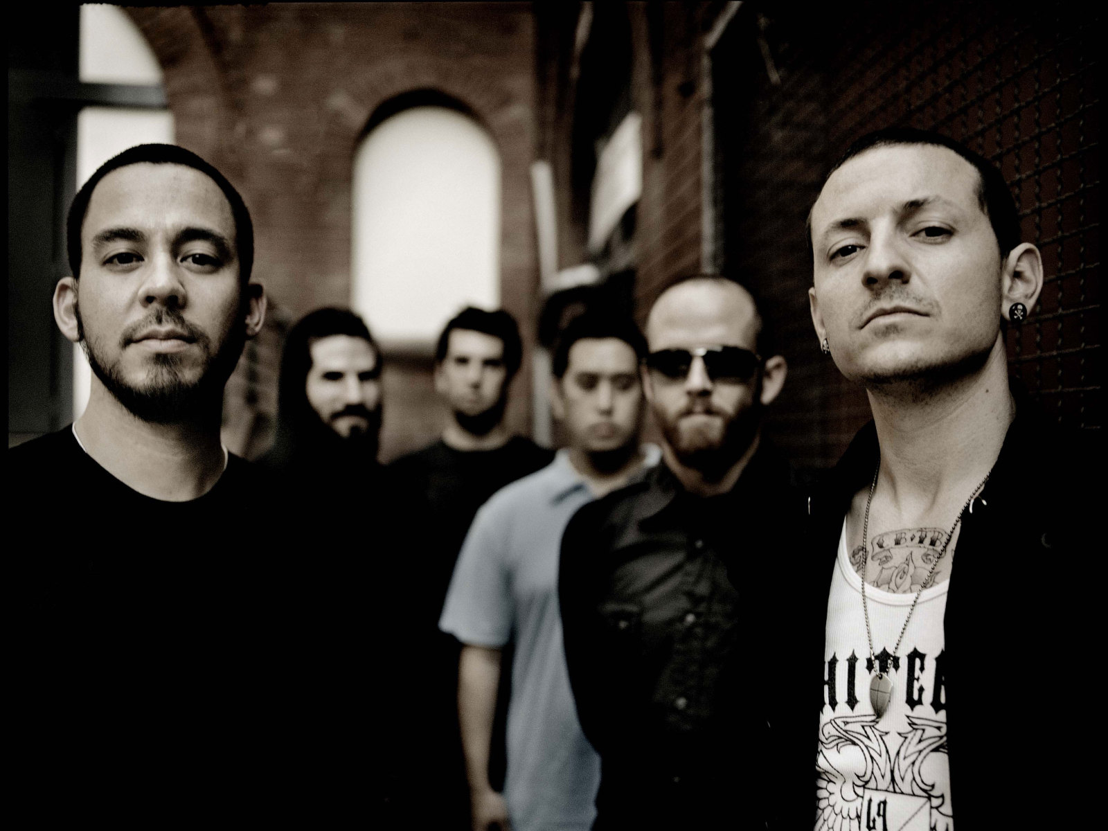 Шикарный концерт рок-группы Linkin Park в столице никого не оставил  равнодушным | группа «Август